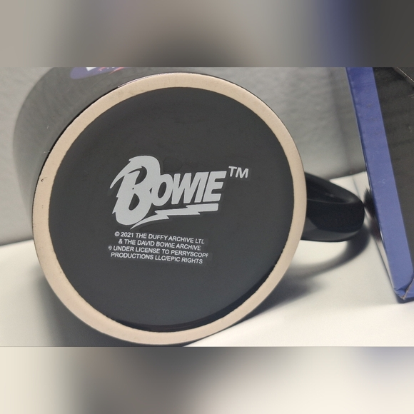 David Bowie Space Logo Mug - Picture 7 of 15